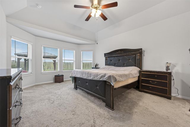 5806 Platinum Lakes Court, Richmond, TX 77469