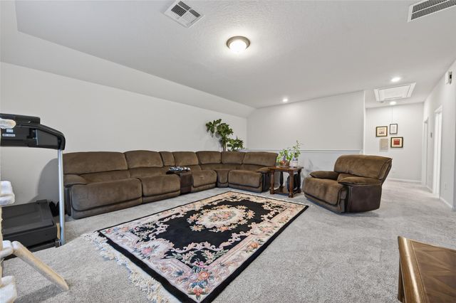 5806 Platinum Lakes Court, Richmond, TX 77469