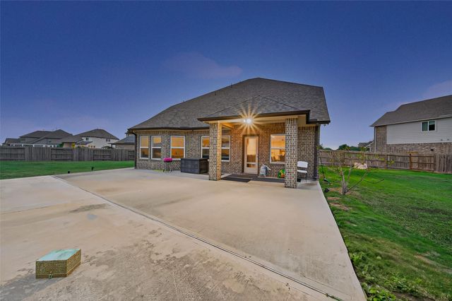 5806 Platinum Lakes Court, Richmond, TX 77469