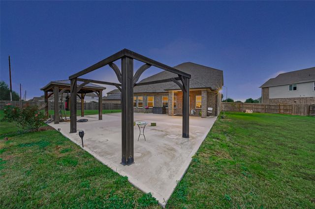 5806 Platinum Lakes Court, Richmond, TX 77469
