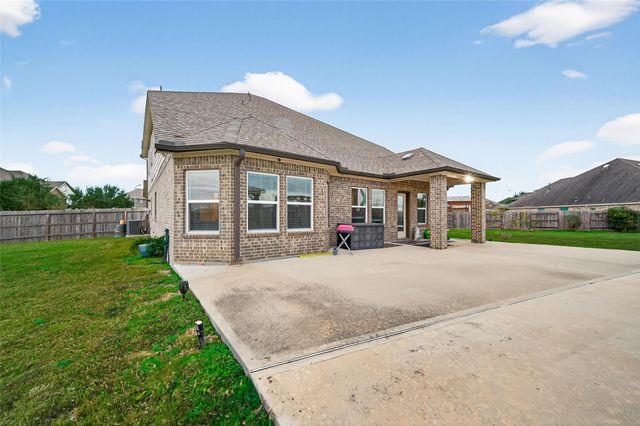 5806 Platinum Lakes Court, Richmond, TX 77469