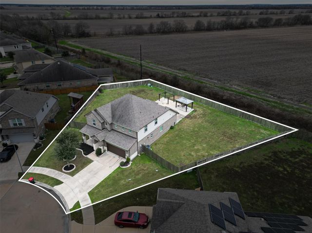 5806 Platinum Lakes Court, Richmond, TX 77469