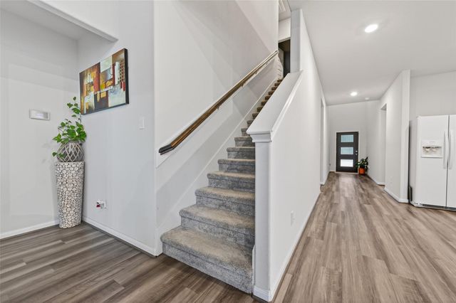 5806 Platinum Lakes Court, Richmond, TX 77469