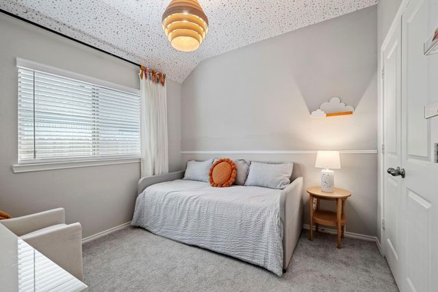 248 Trapper Creek Drive, Conroe, TX 77304