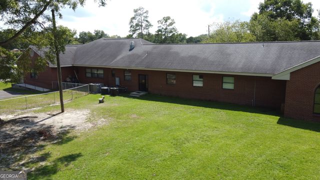 430 N Rountree Street, Metter, GA 30439