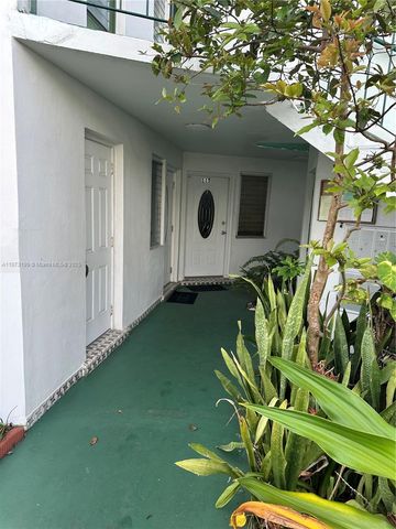 18720 NE 18th Ave 115, Miami, FL 33179