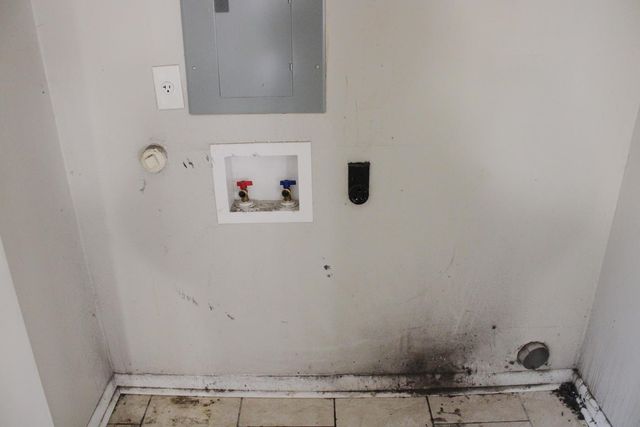 1673 S WHITE STATION RD, Memphis, TN 38117