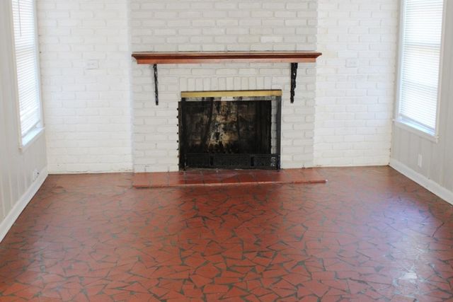 1673 S WHITE STATION RD, Memphis, TN 38117