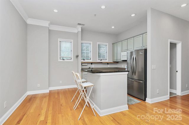 793 Garden District Drive, Charlotte, NC 28202