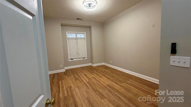 793 Garden District Drive, Charlotte, NC 28202