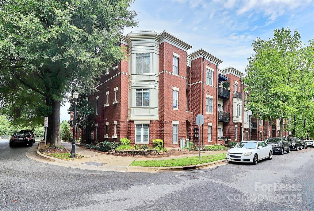 793 Garden District Drive, Charlotte, NC 28202