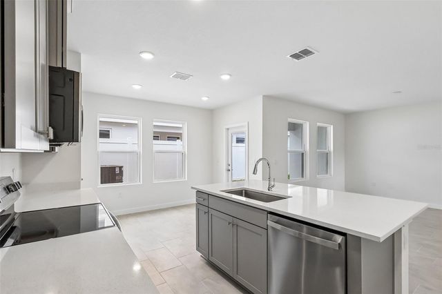 2688 MEADOW CREST DRIVE, St Cloud, FL 34773