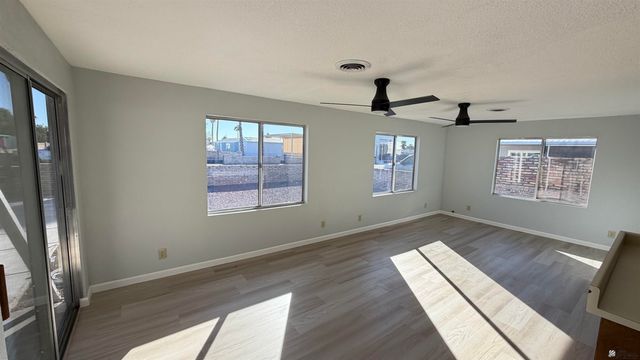 13228 E 43 St, Yuma, AZ 85367