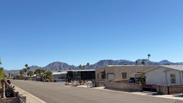 13228 E 43 St, Yuma, AZ 85367