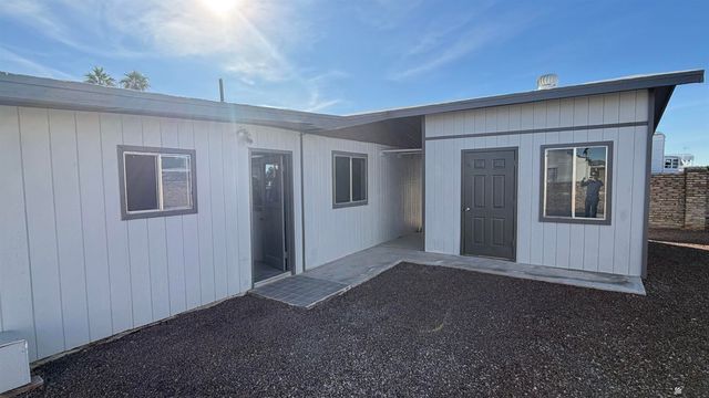 13228 E 43 St, Yuma, AZ 85367