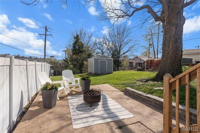 6554 Mitchell Terrace, St Louis, MO 63139