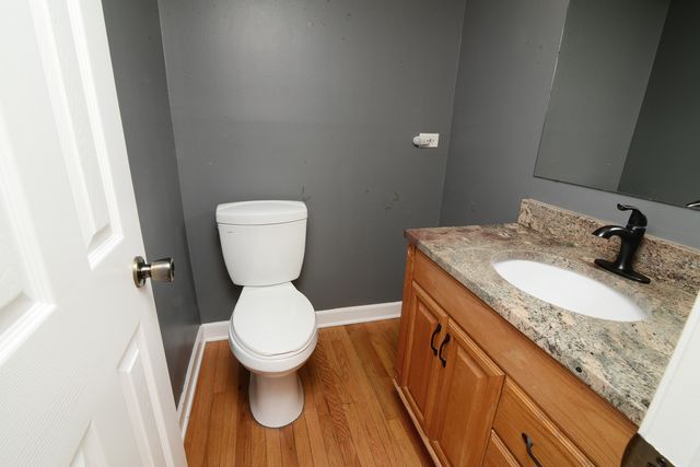 306 Colony Green Drive, Bloomingdale, IL 60108
