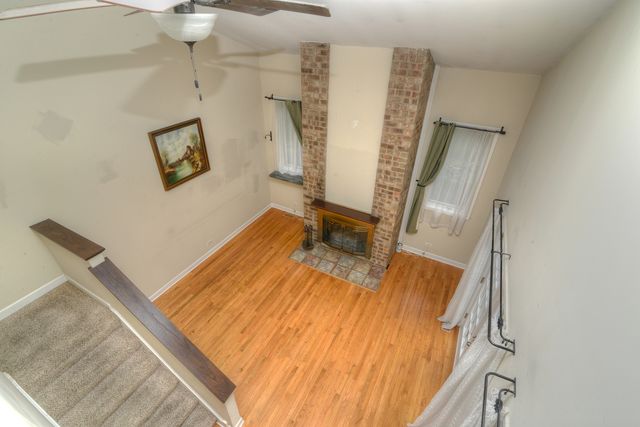 306 Colony Green Drive, Bloomingdale, IL 60108