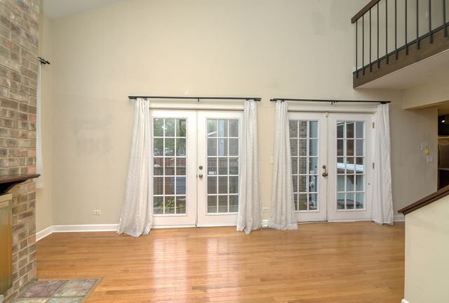 306 Colony Green Drive, Bloomingdale, IL 60108