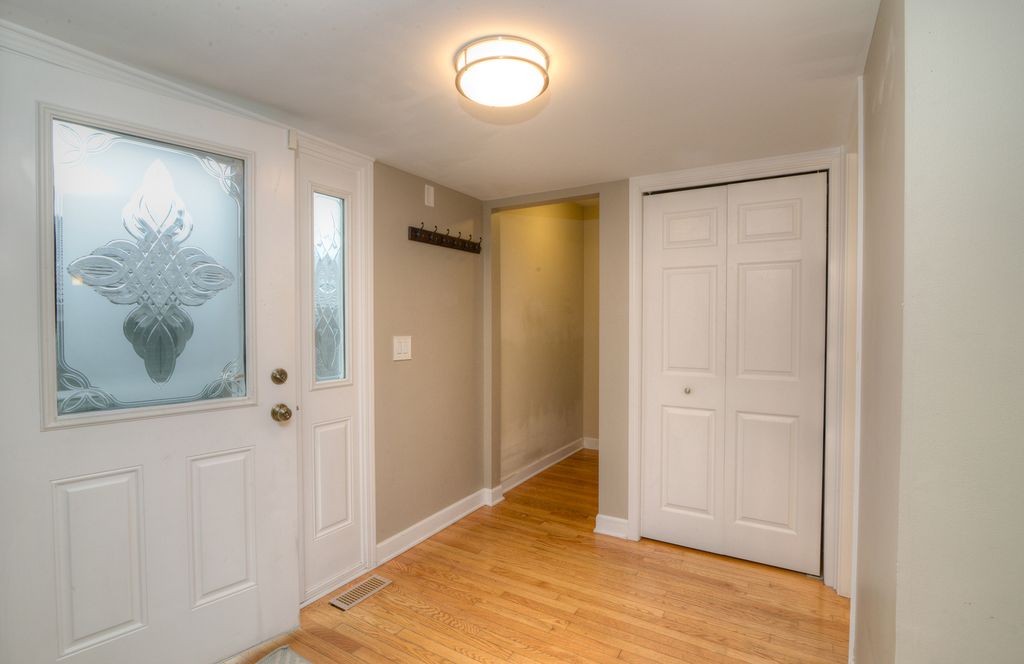 306 Colony Green Drive, Bloomingdale, IL 60108 — photo 3