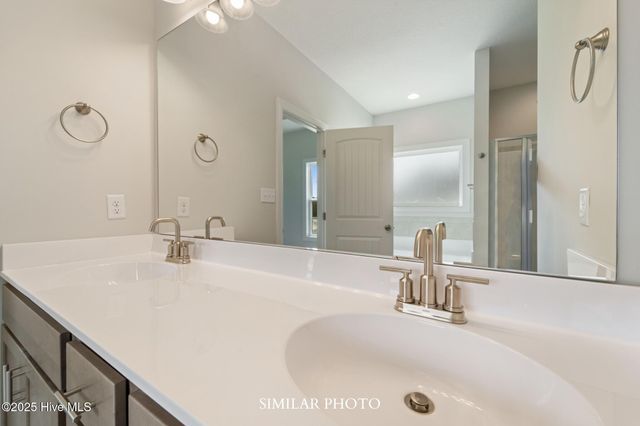 108 Sanctuary Street, Jacksonville, NC 28546