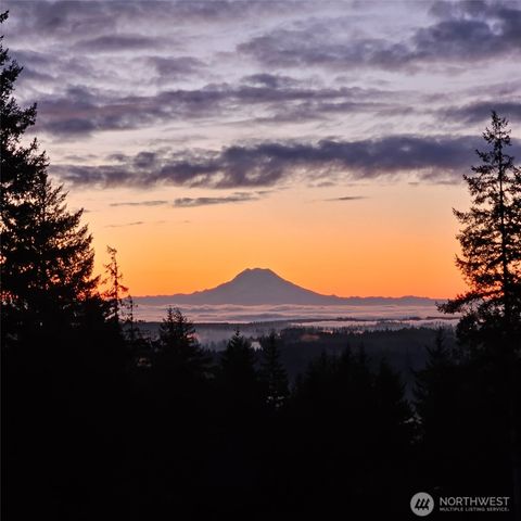 90 W Jeanne Saeger Loop, Shelton, WA 98584