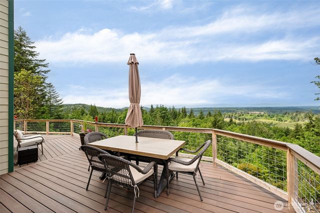 90 W Jeanne Saeger Loop, Shelton, WA 98584