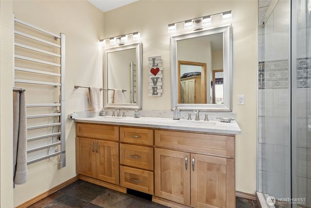 90 W Jeanne Saeger Loop, Shelton, WA 98584