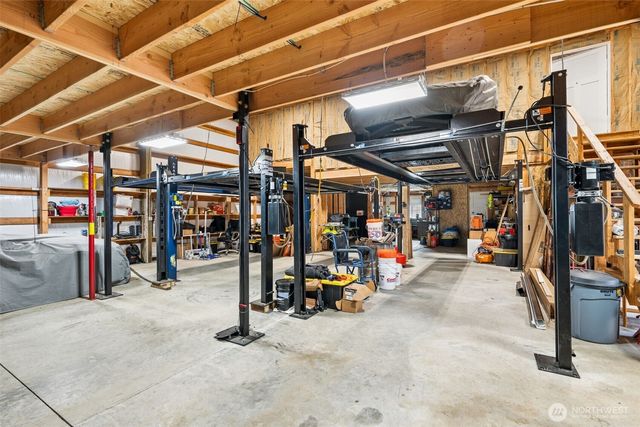 90 W Jeanne Saeger Loop, Shelton, WA 98584