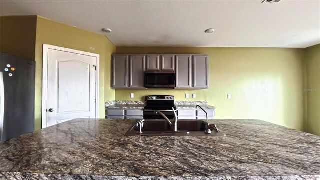 246 MEADOWBROOK BOULEVARD, Winter Haven, FL 33881