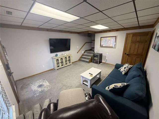 384 Lake Shore Avenue, Lexington, NC 27292