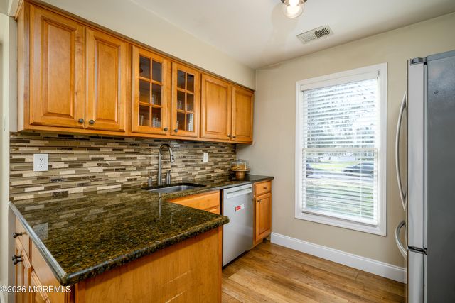 37 Friar Lane, Freehold, NJ 07728