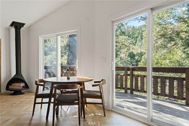 26287 Lake Forest Drive, Twin Peaks, CA 92391