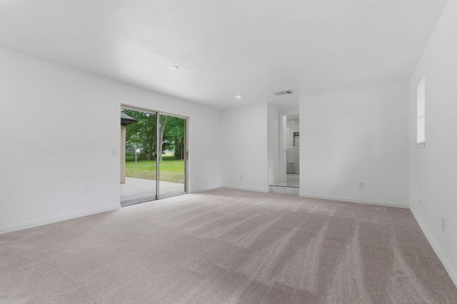 254 Springs Edge Dr, Montgomery, TX 77356