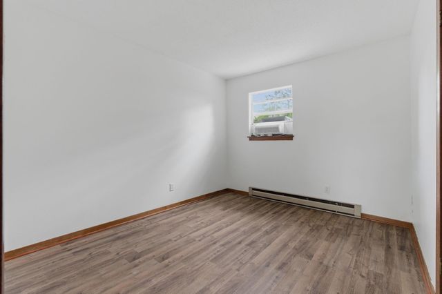 254 Springs Edge Dr, Montgomery, TX 77356