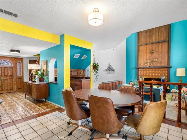 13916 Burning Tree Drive, Victorville, CA 92395