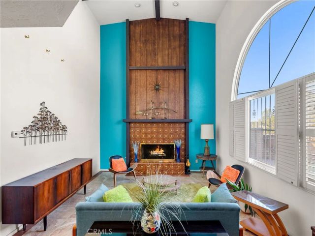 13916 Burning Tree Drive, Victorville, CA 92395