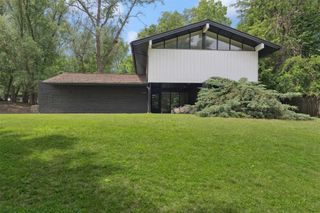 1808 80th Street, Windsor Heights, IA 50324