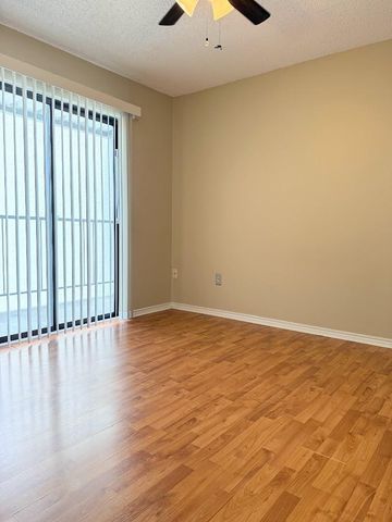2409 Leon ST 305, Austin, TX 78705