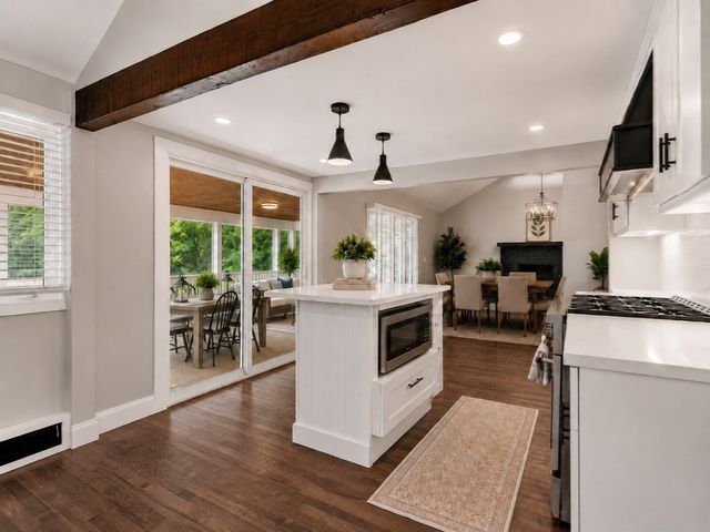 185 Ash, West Newbury, MA 01985