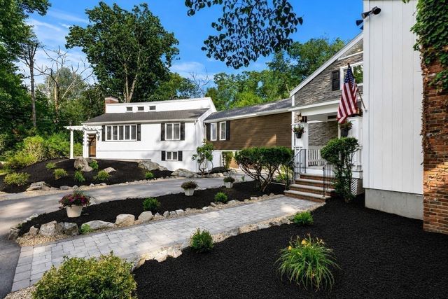 185 Ash, West Newbury, MA 01985