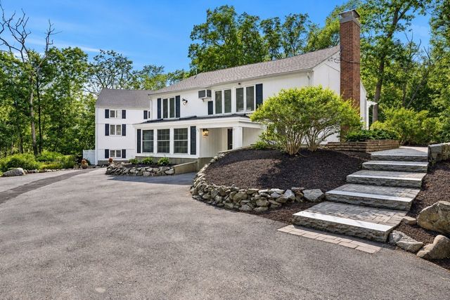 185 Ash, West Newbury, MA 01985