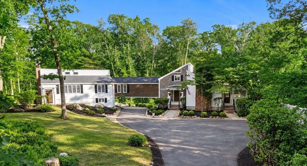 185 Ash, West Newbury, MA 01985
