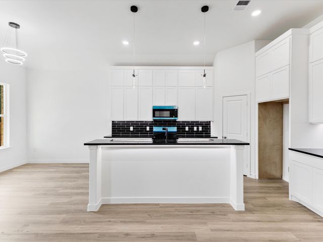 112 Miller Road, Kemp, TX 75143
