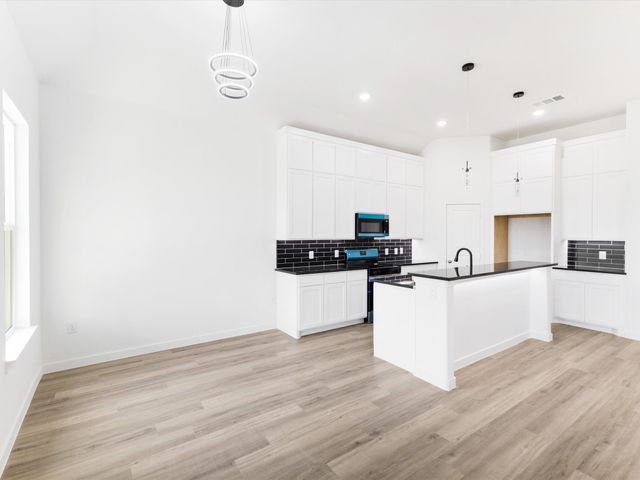 112 Miller Road, Kemp, TX 75143