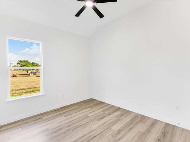 112 Miller Road, Kemp, TX 75143