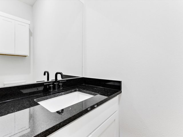 112 Miller Road, Kemp, TX 75143