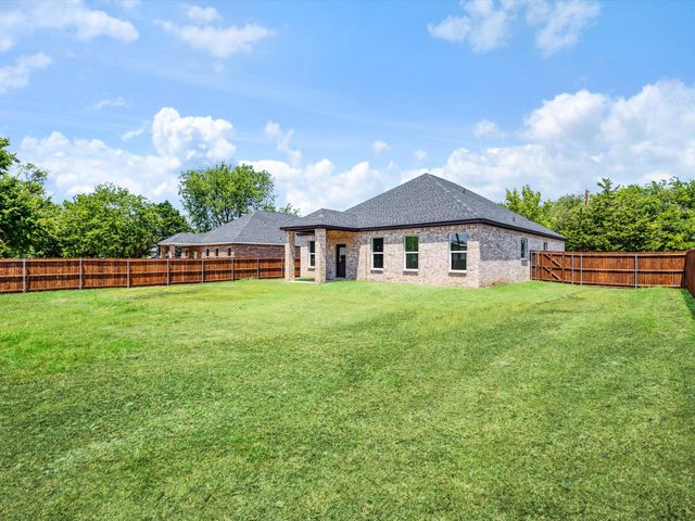 112 Miller Road, Kemp, TX 75143