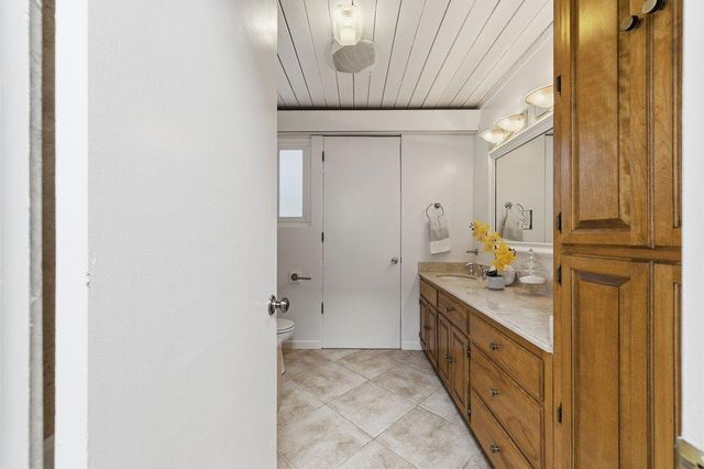 2203 Allegheny Way, San Mateo, CA 94402