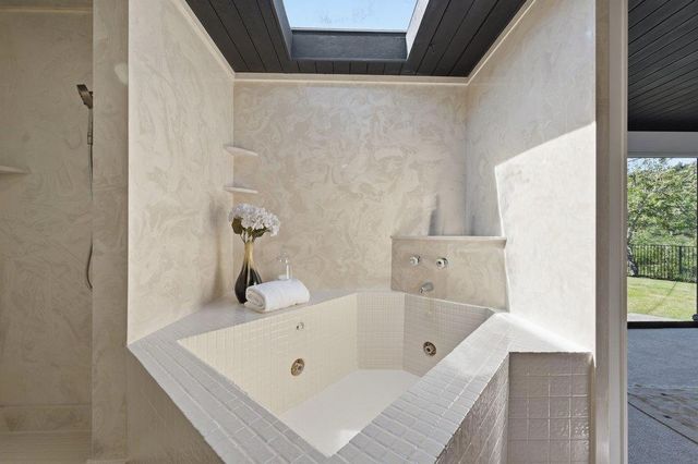 2203 Allegheny Way, San Mateo, CA 94402